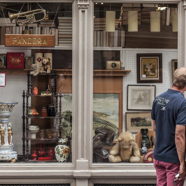 Pandora - Dordrecht - Wijnstraat - antiek - brocante - boeken