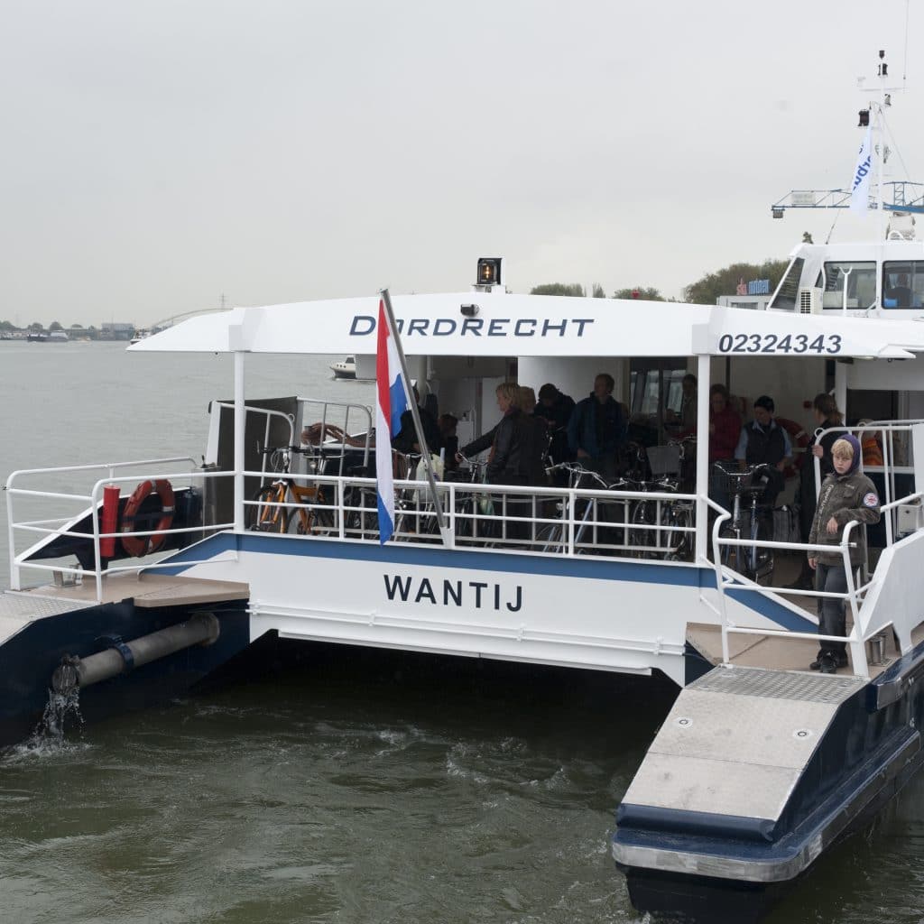 vervoer over water - fietsen - wandelen - veerpont