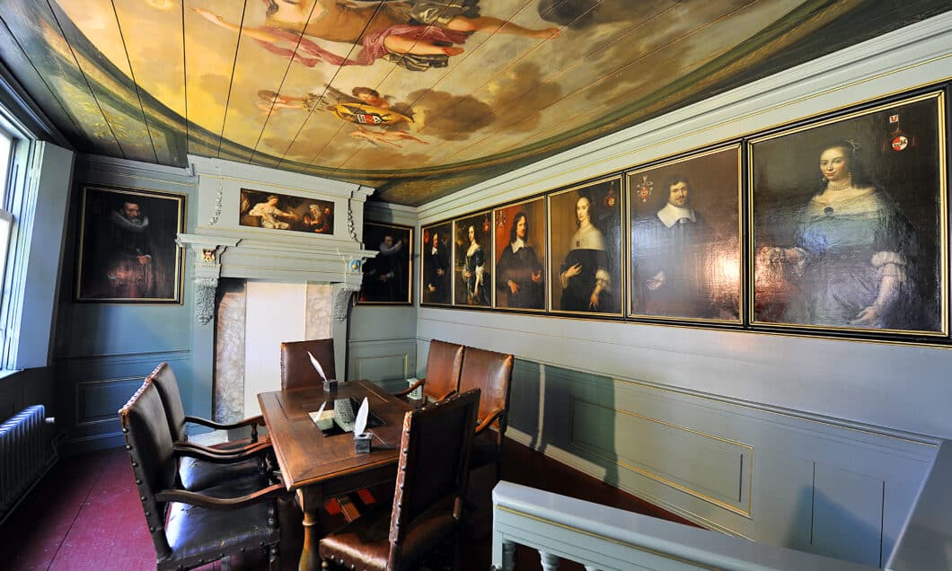 Arend Maartenszhof - Regentenkamer - Hofjeswandeling Dordrecht