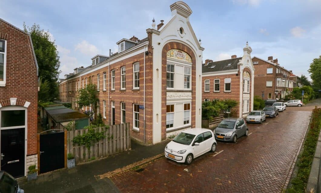 Hofjesroute-Hallinqhof