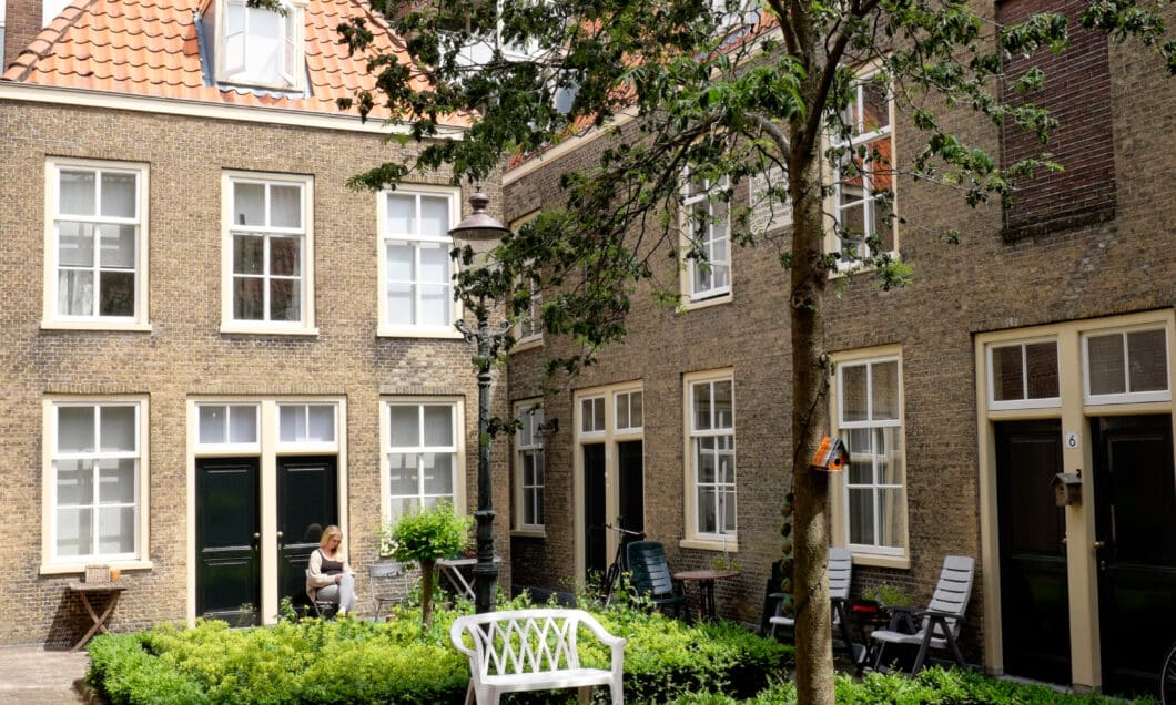 van Slingelandtshof - Hofjeswandeling Dordrecht