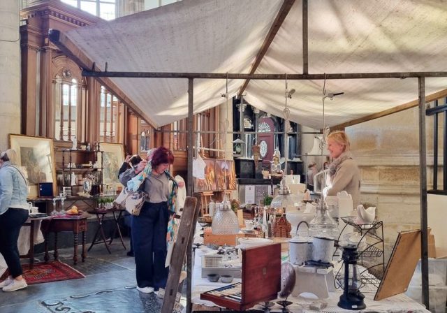 Brocante in de Grote Kerk Dordrecht