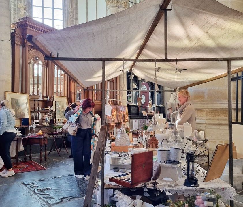 Brocante in de Grote Kerk Dordrecht