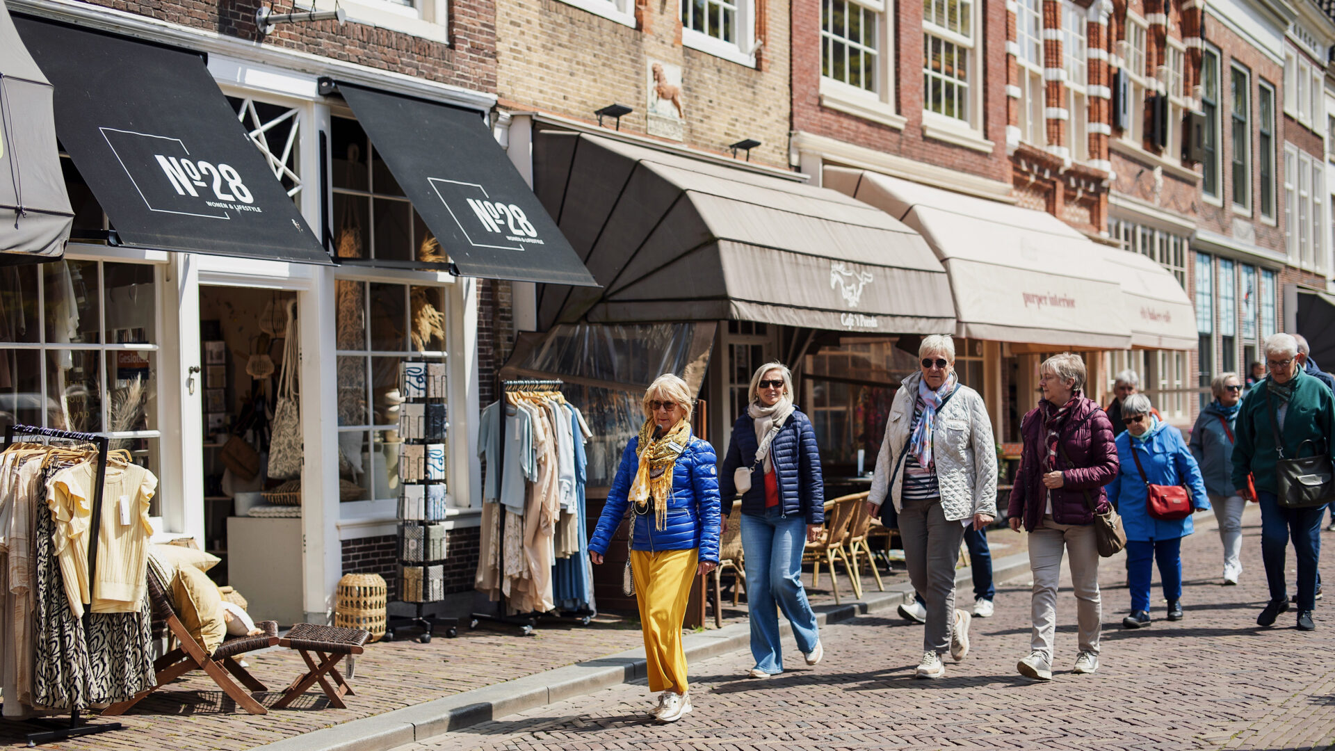No 28 wonen en lifestyle winkelen wandelen Nieuwstraat binnenstad lente Dordrecht