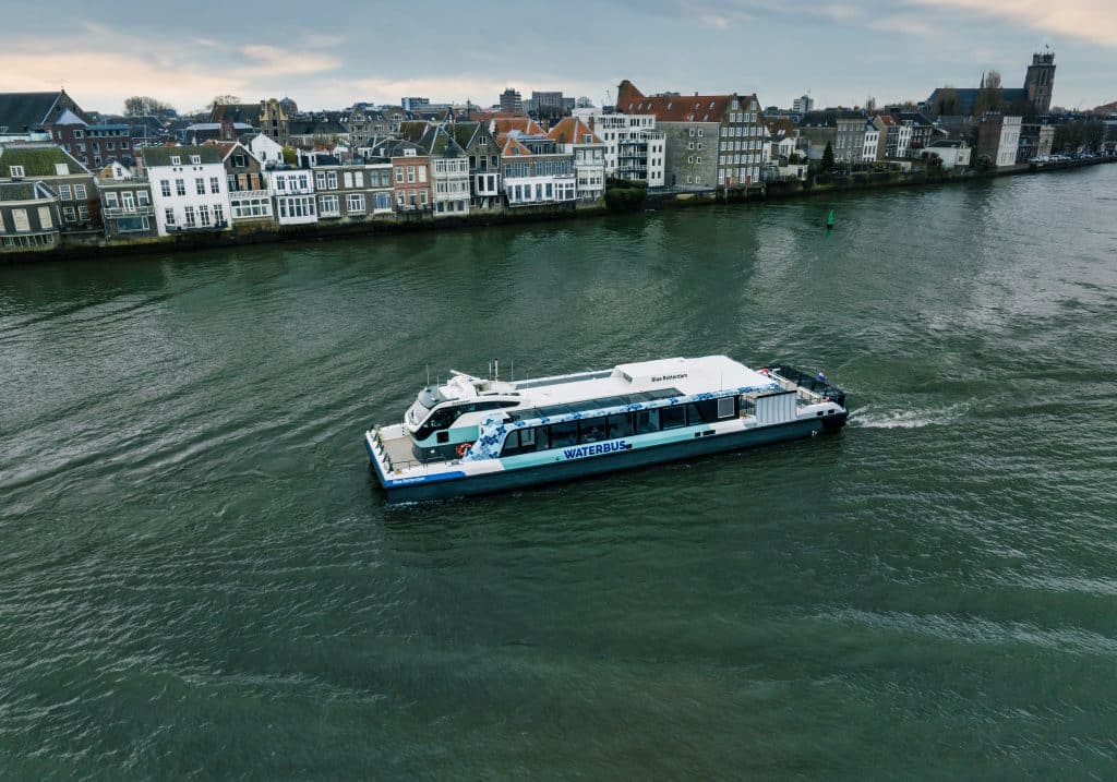 Waterbus vervoer bereikbaarheid skyline Dordrecht