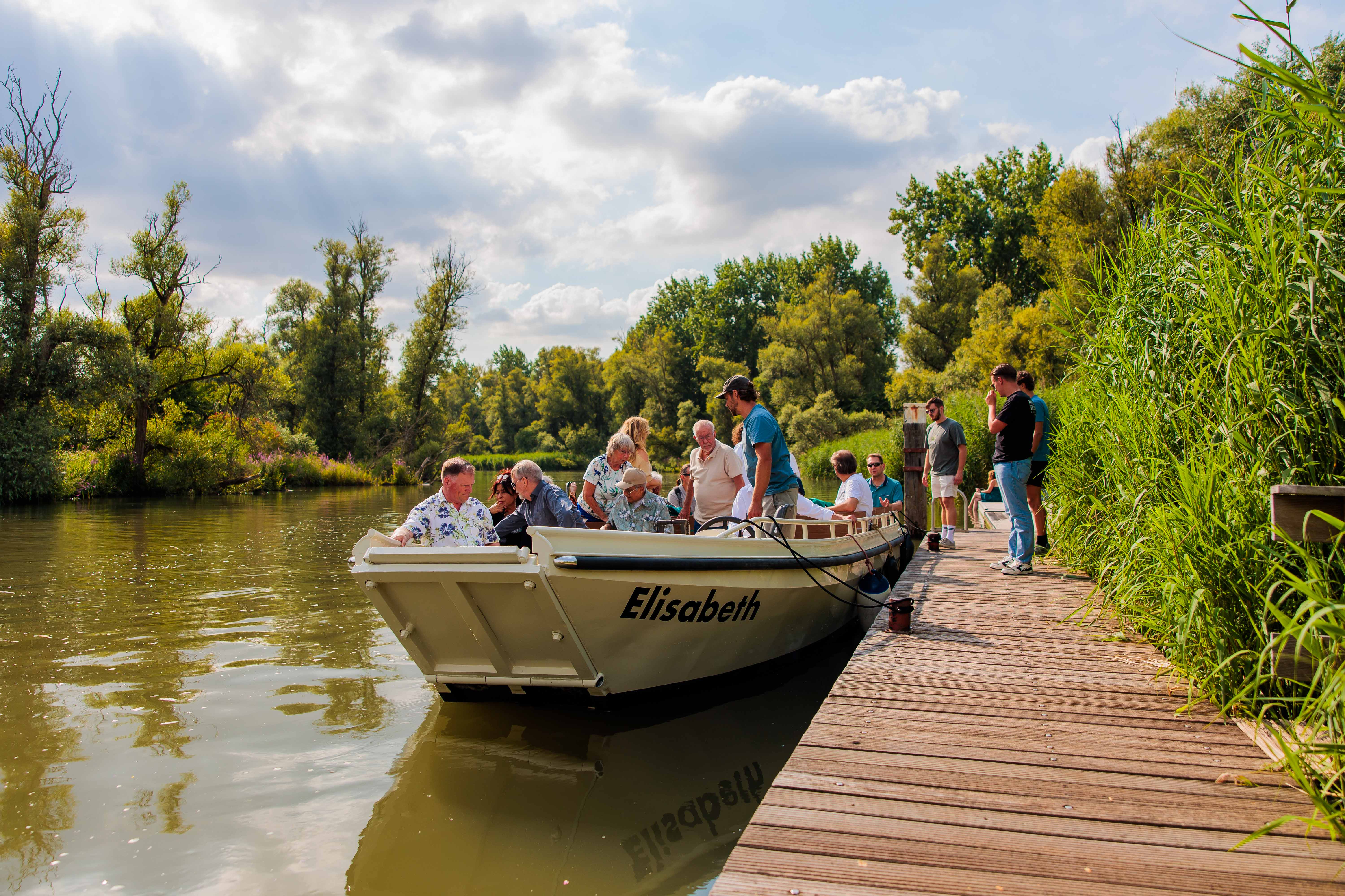 DRIJF rondvaart fluisterboot water natuur Nationaal Park de Biesbosch Dordrecht zomer (1)