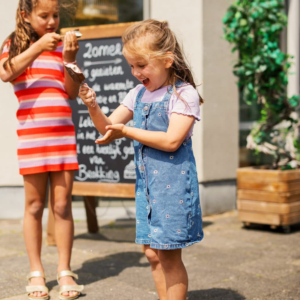 Brokking ijs kinderen zomer Dordrecht (3)