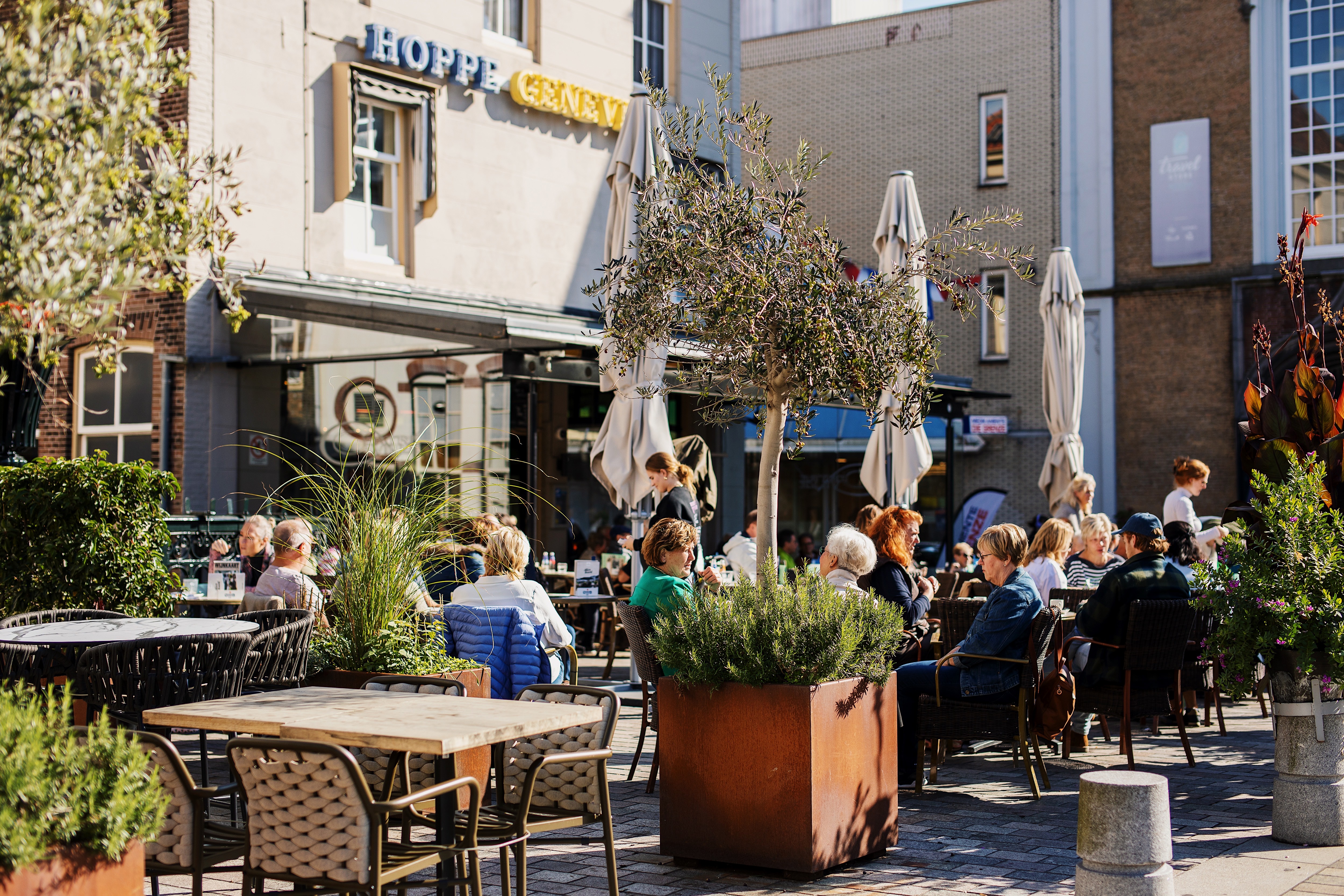 Centre Ville terras eten drinken herfst najaar centrum Dordrecht