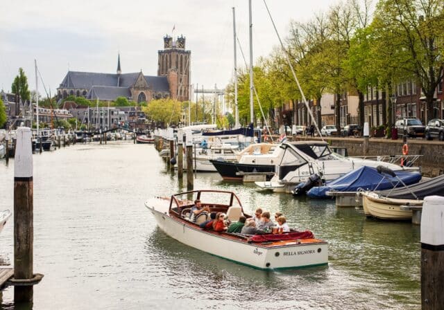 Si Barone Nieuwe Haven Grote Kerk voorjaar lente centrum Dordrecht (1)