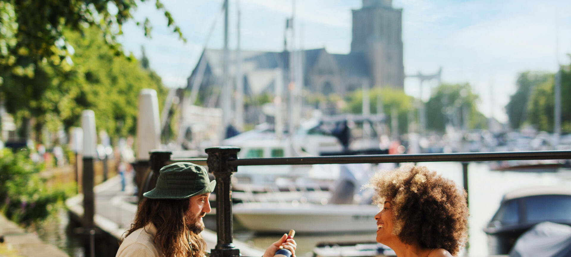 BEWERKT: Nieuwe Haven Grote Kerk zomer picknick wijn centrum Dordrecht (3)