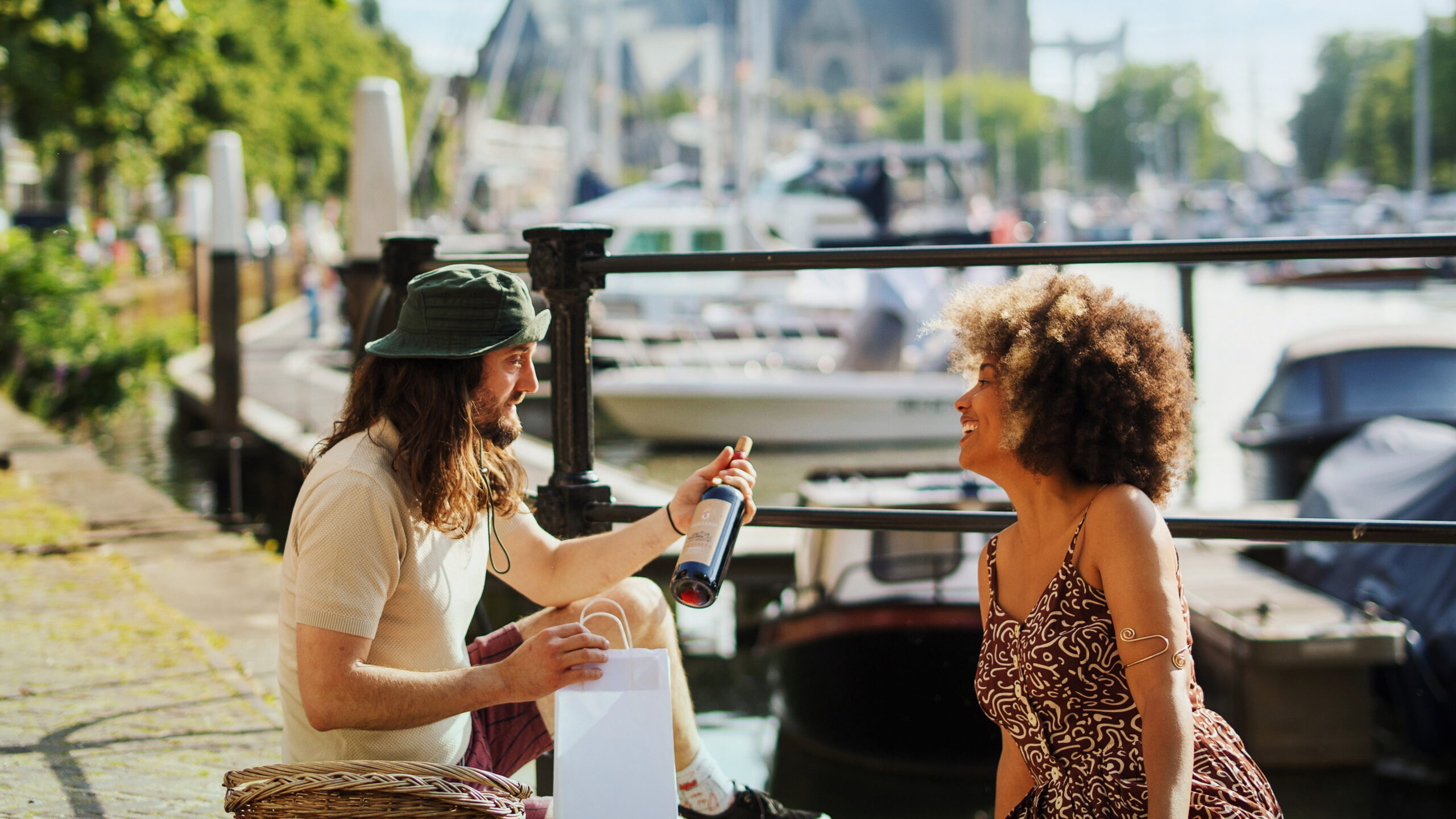BEWERKT: Nieuwe Haven Grote Kerk zomer picknick wijn centrum Dordrecht (3)