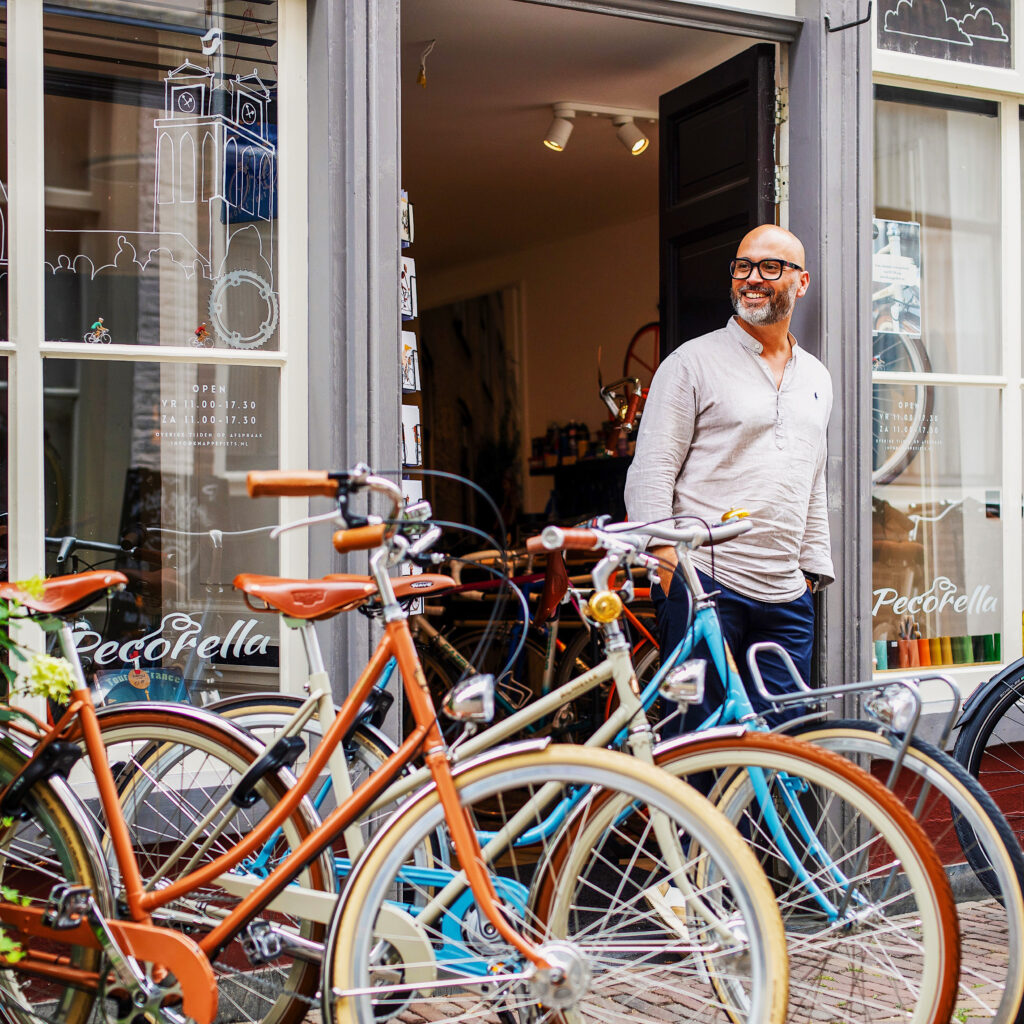 Knappe Fiets winkel vintage Vleeshouwersstraat centrum Dordrecht