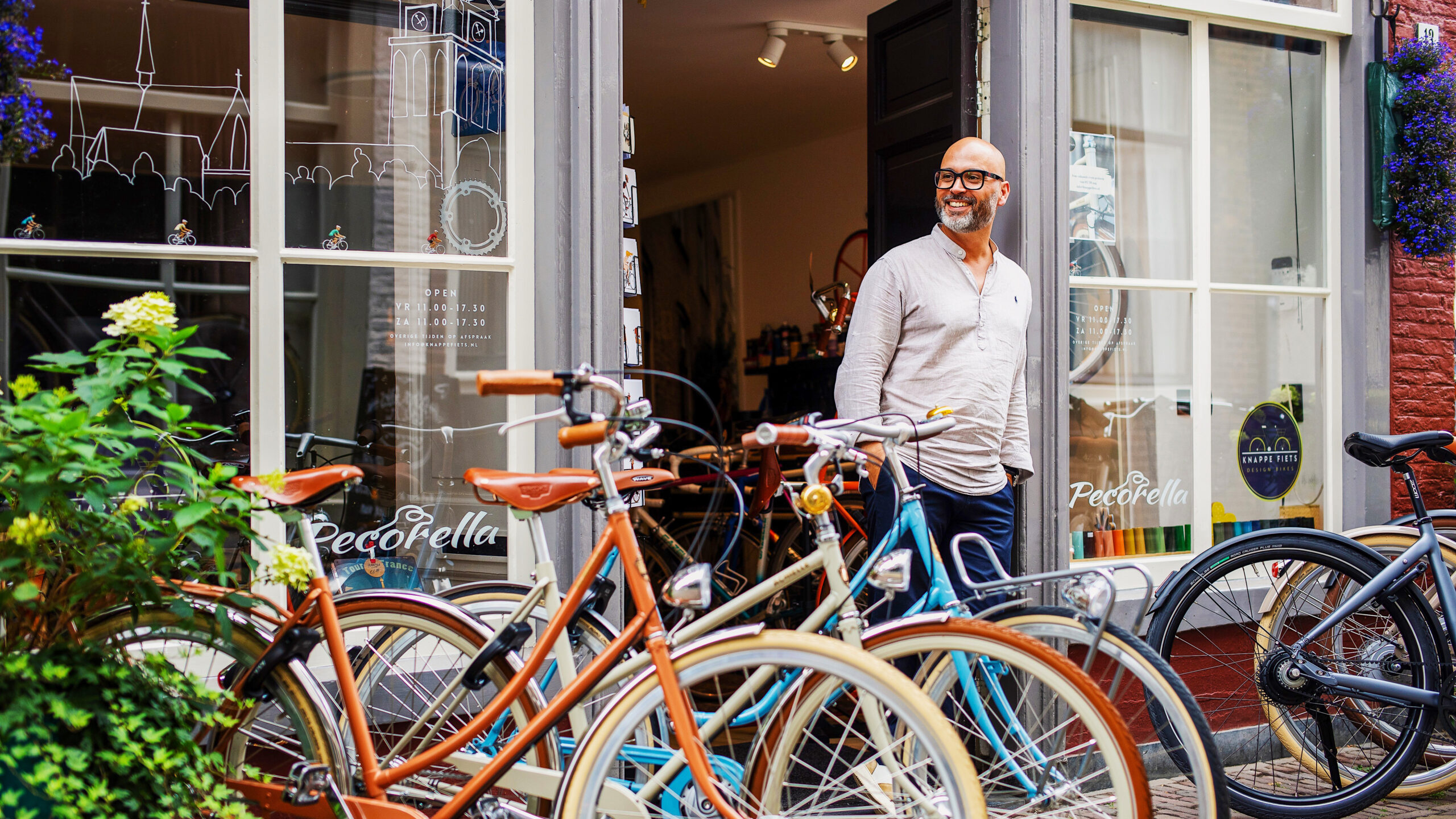 Knappe Fiets winkel vintage Vleeshouwersstraat centrum Dordrecht