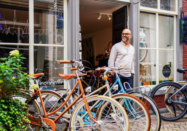 Knappe Fiets winkel vintage Vleeshouwersstraat centrum Dordrecht