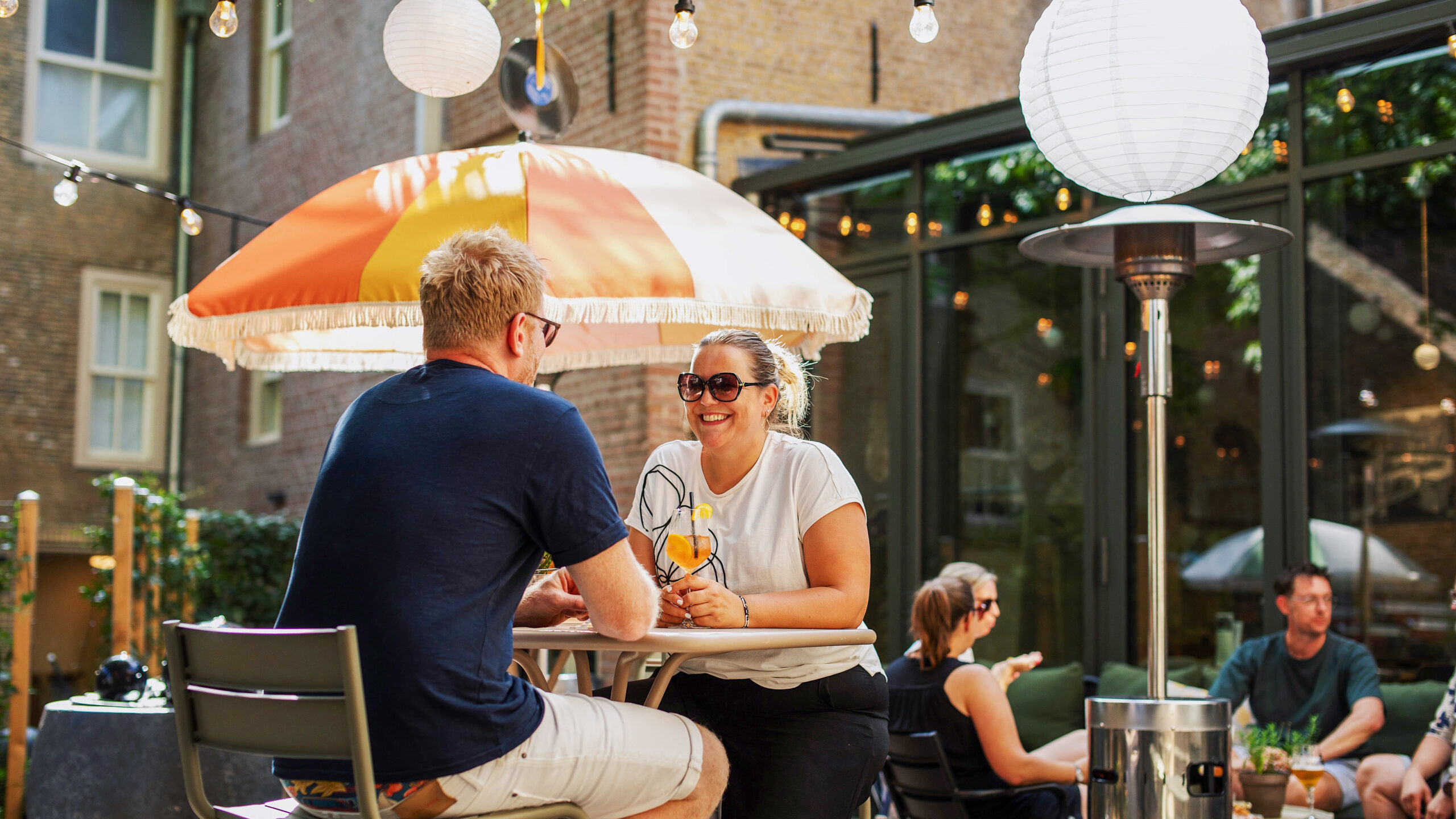 Stadsklooster eten drinken terras centrum Dordrecht najaar zomer (6)