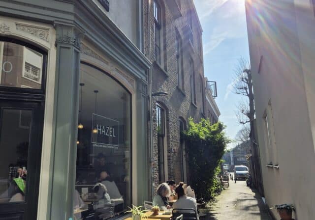 Hazel dordrecht eten drinken koffie Voorstraat Noord centrum Dordrecht lente