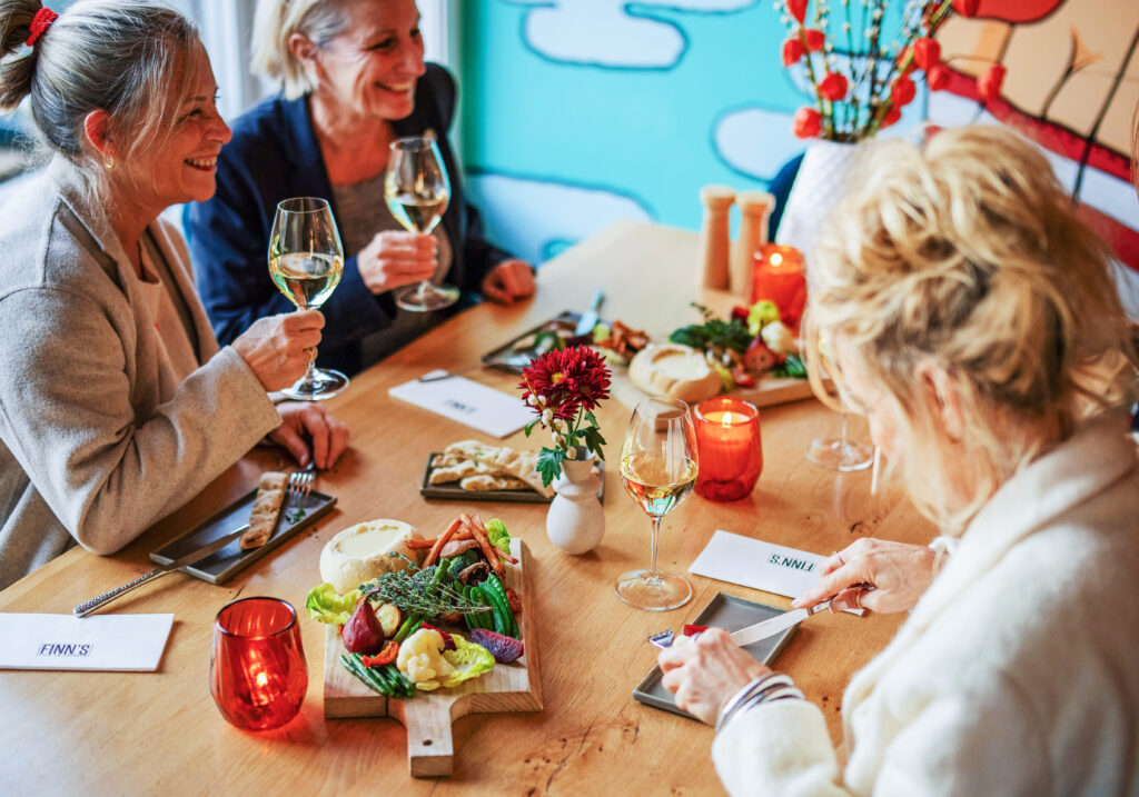 Finn's horeca eten drinken kaasfondue diner centrum Dordrecht winter (1)