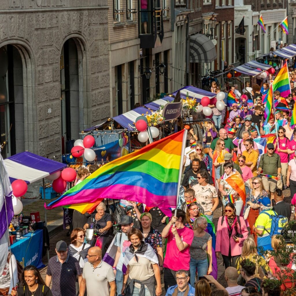 Dordrecht Pride Walk Roze Markt evenement
