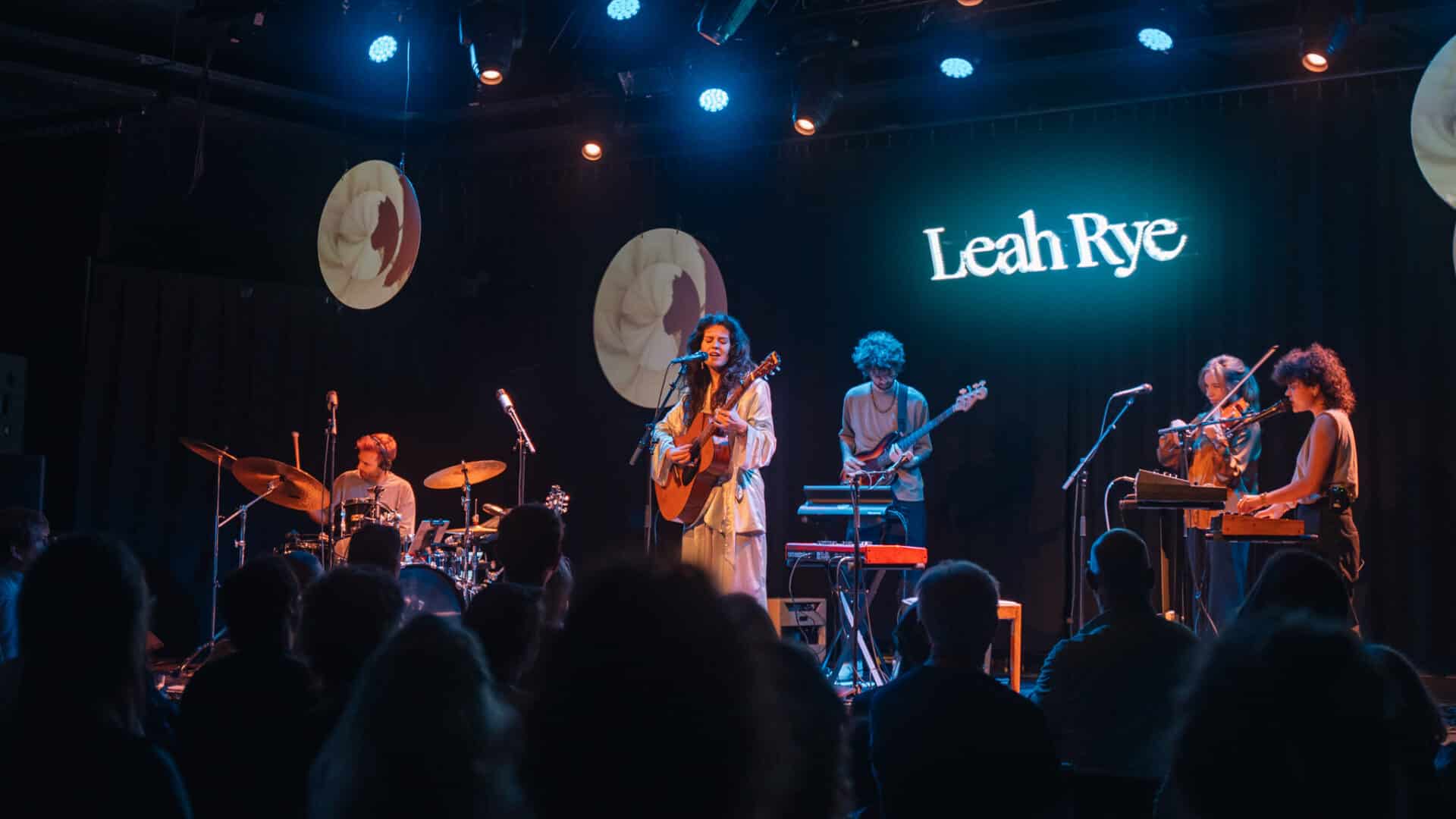 Bibelot Kunstmin Wanderlust Cultuur Muziek Concert Dordrecht