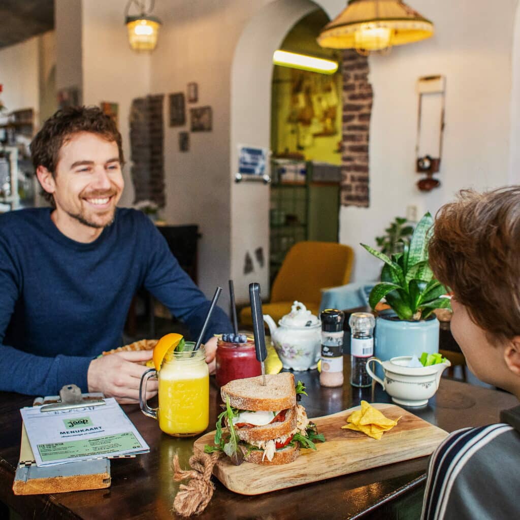 Broodcafé Jaap eten drinken lunchen centrum Dordrecht (2)