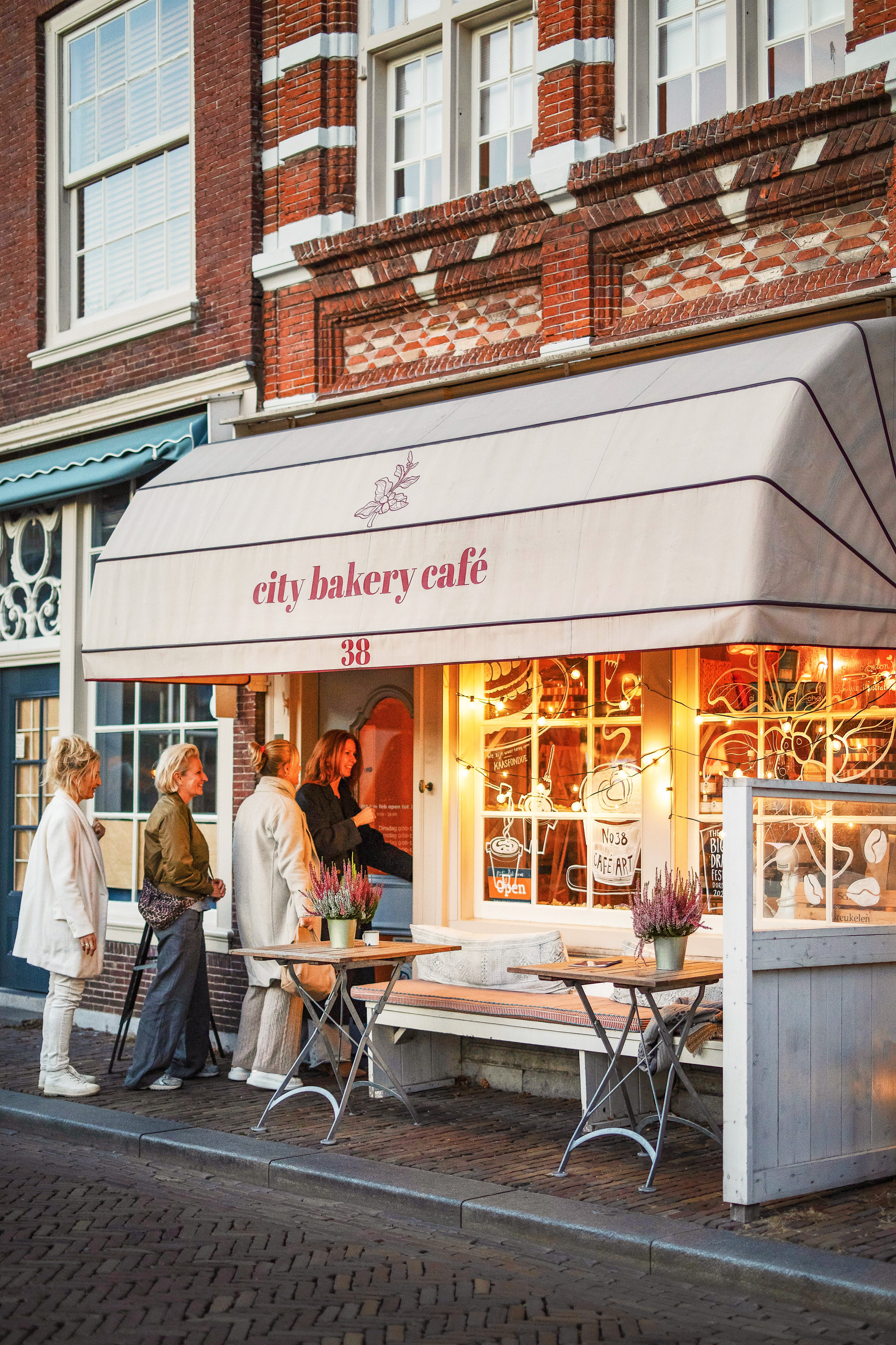 City Bakery Cafe 38 horeca eten drinken kaasfondue centrum Dordrecht winter (3)