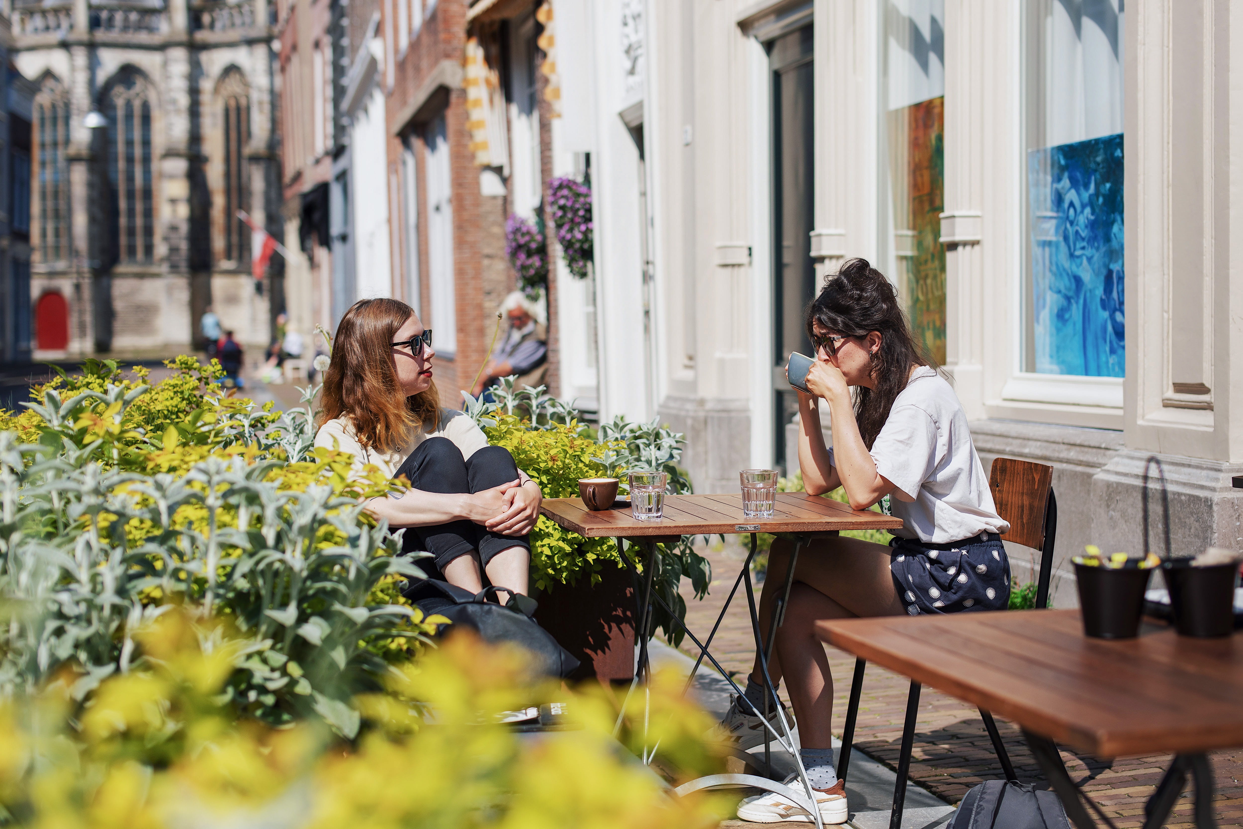 De Remise terras Grotekerksbuurt Grote Kerk eten drinken lente Dordrecht zomer (2)