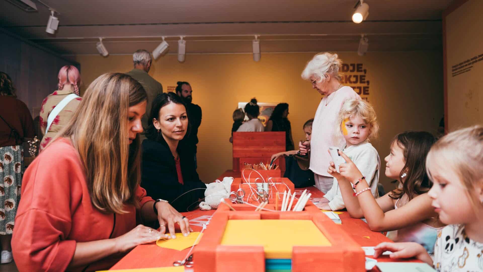 Dordrechts Museum Ik zie ik zie expositie kids kinderen kunst cultuur
