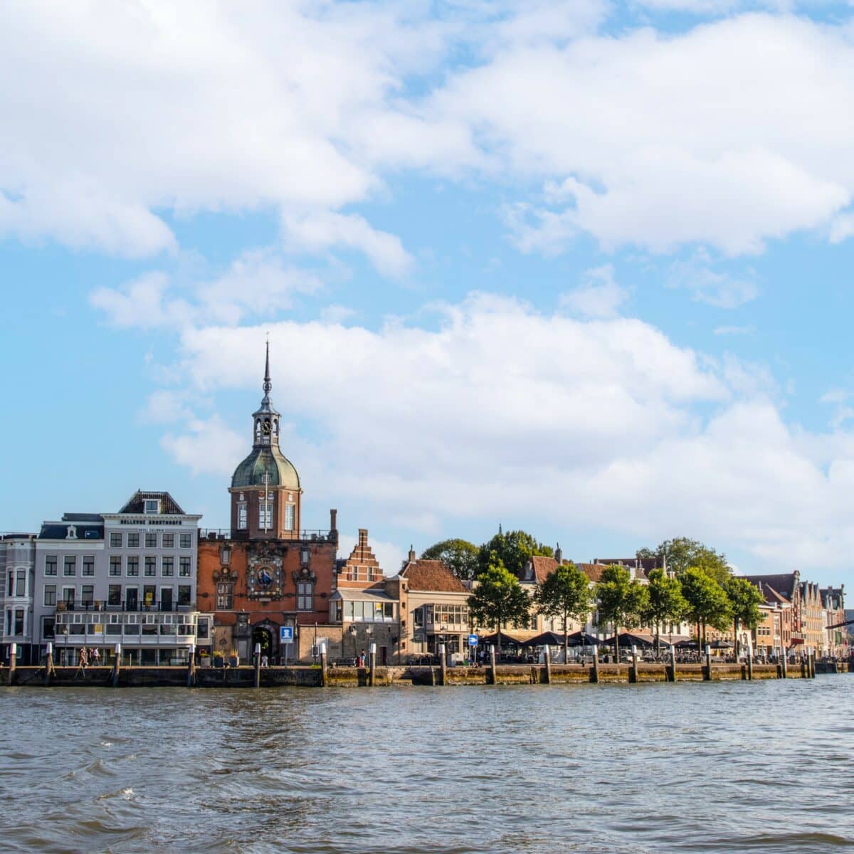 Groothoofd drierivierenpunt water Groothoofdspoort Dordrecht