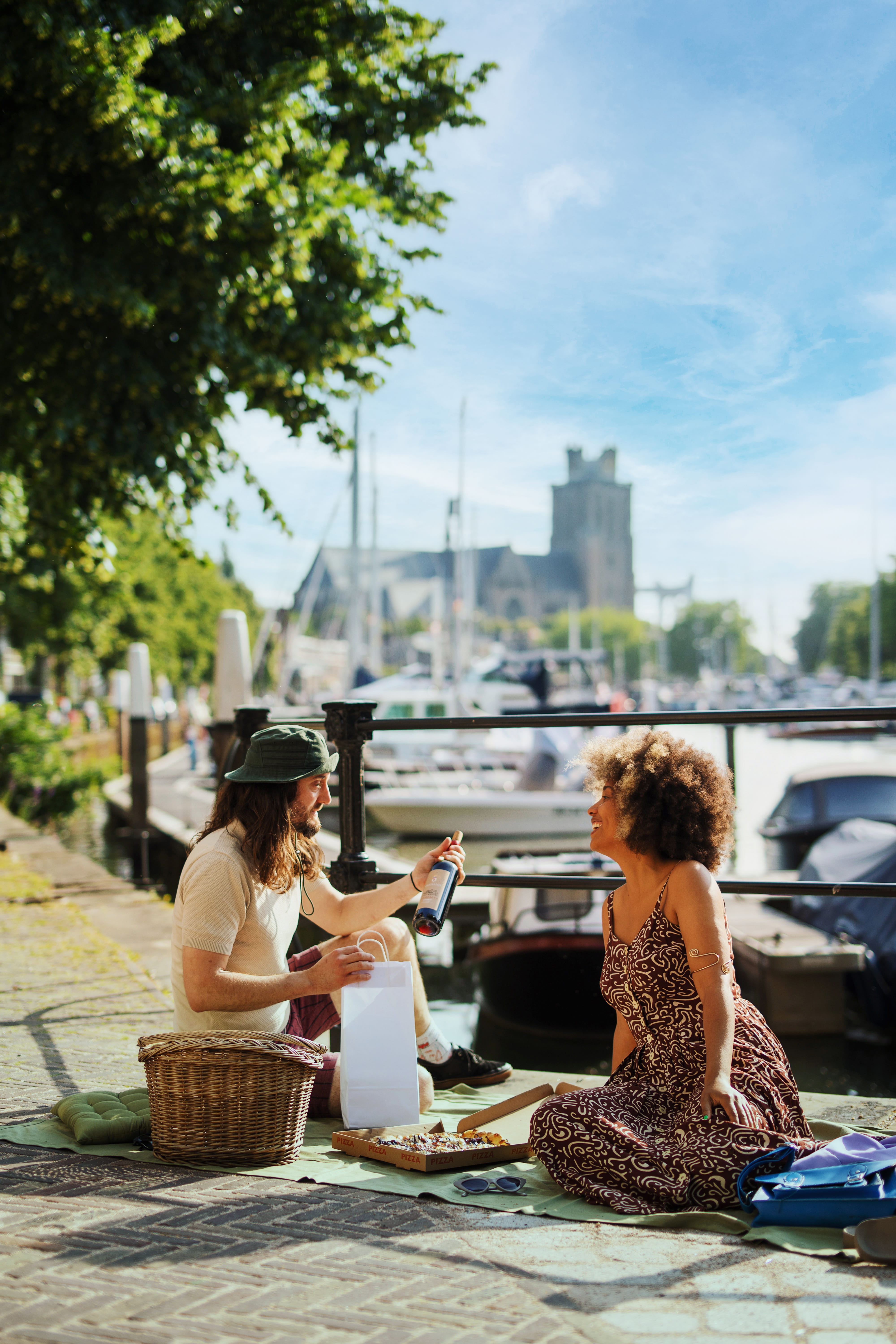 Nieuwe Haven Grote Kerk zomer picknick wijn centrum Dordrecht (3)