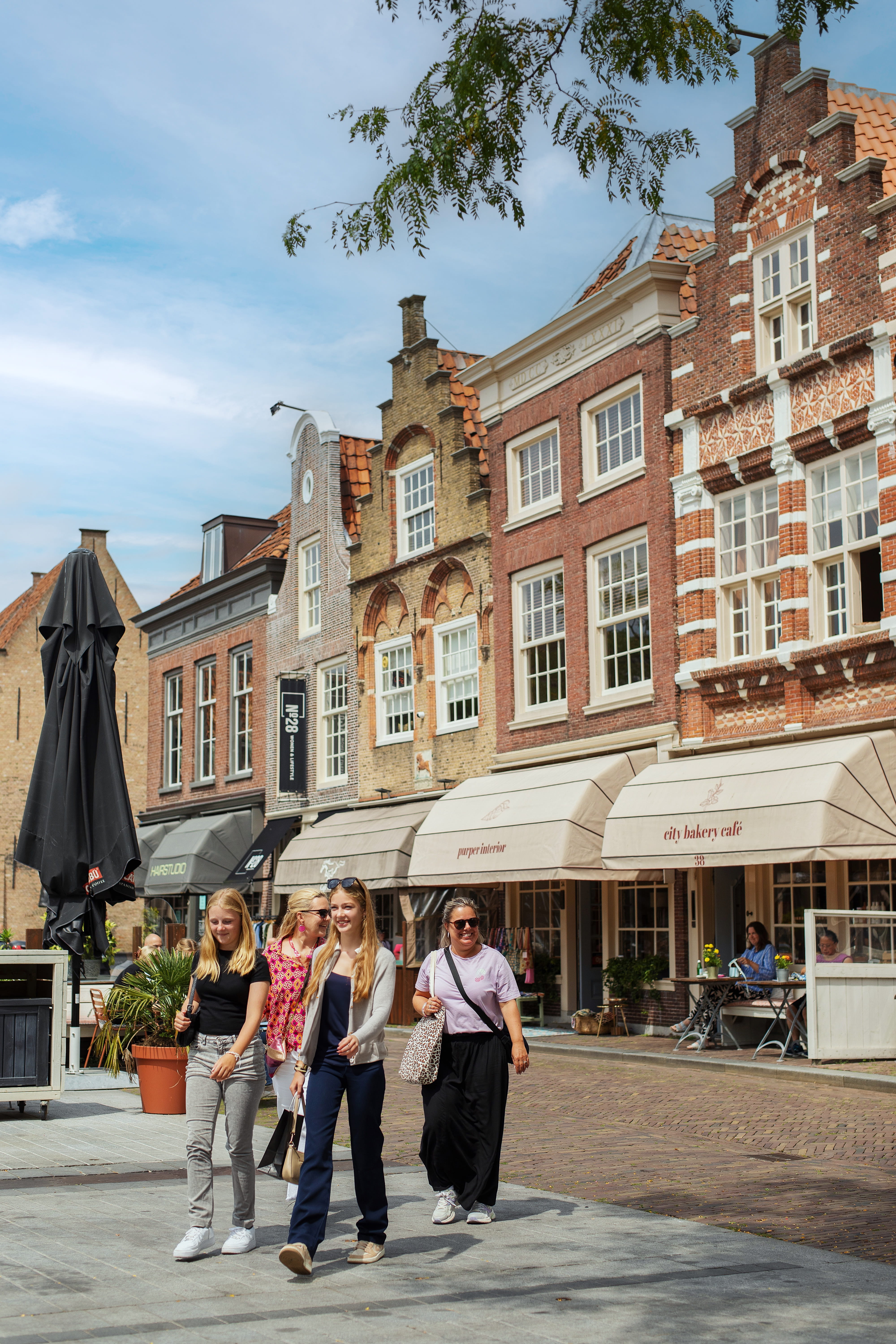 Nieuwstraat wandelen winkelen Purper Interior centrum Dordrecht herfst