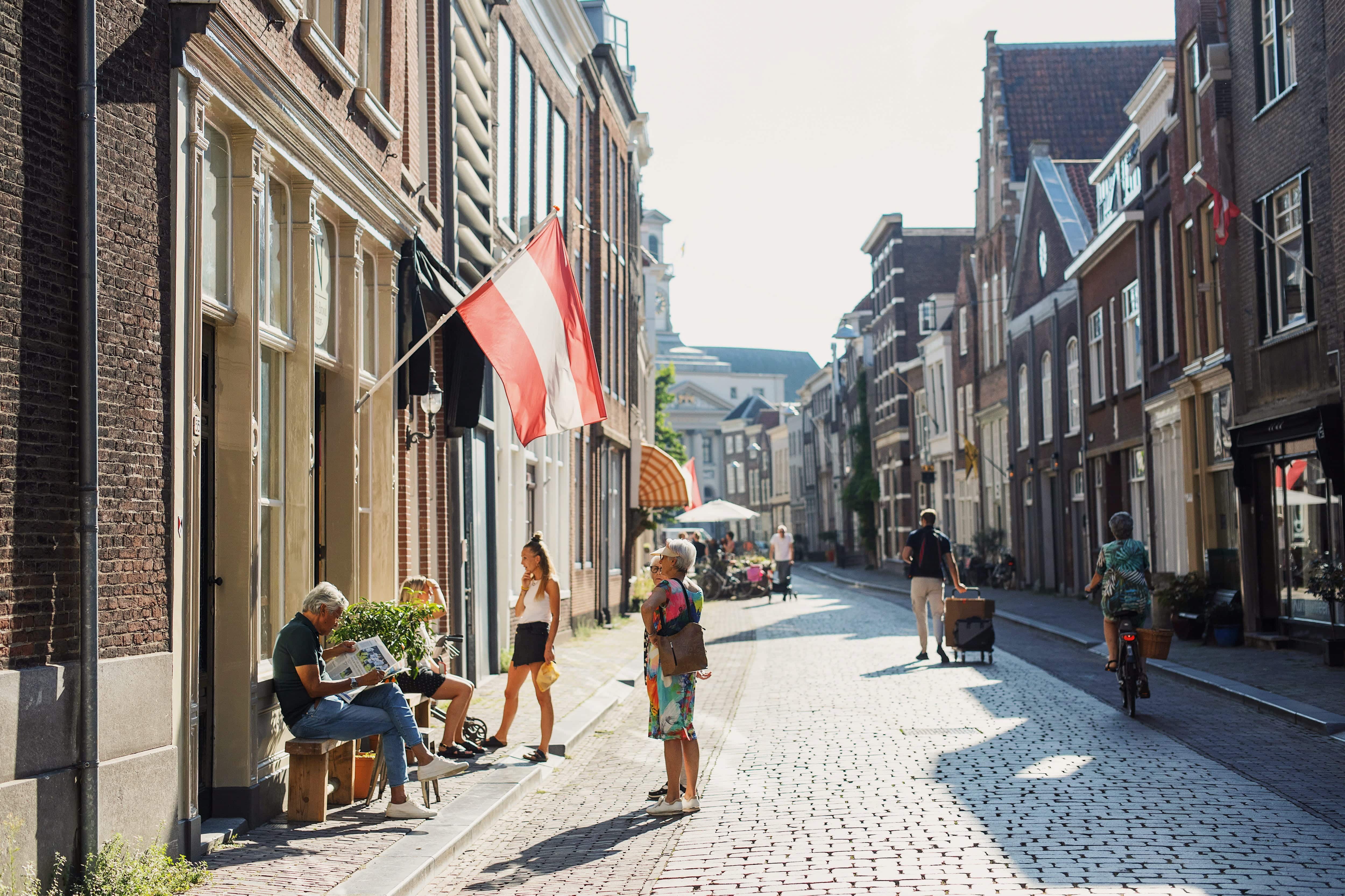 Nobel's Grotekerksbuurt Stadhuis eten drinken winkelen zomer Dordrecht