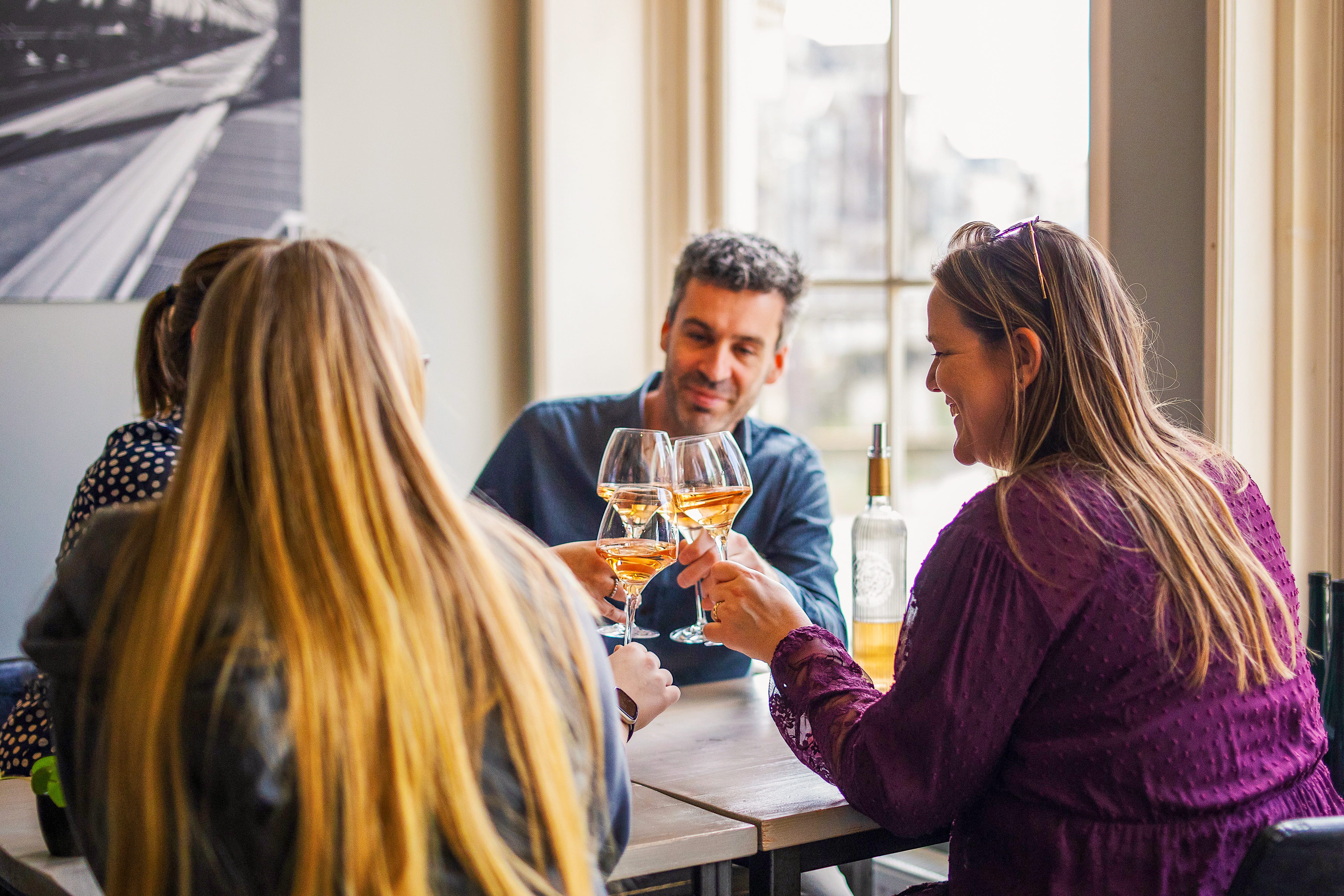 Red White Rosé wine bar tasting restaurant Voorstraat Noord spring Dordrecht (2)