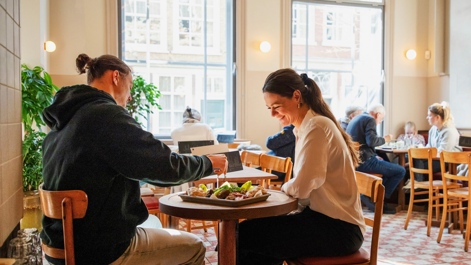 Stadsbrasserie de Witt eten drinken lunchen centrum Dordrecht (1)