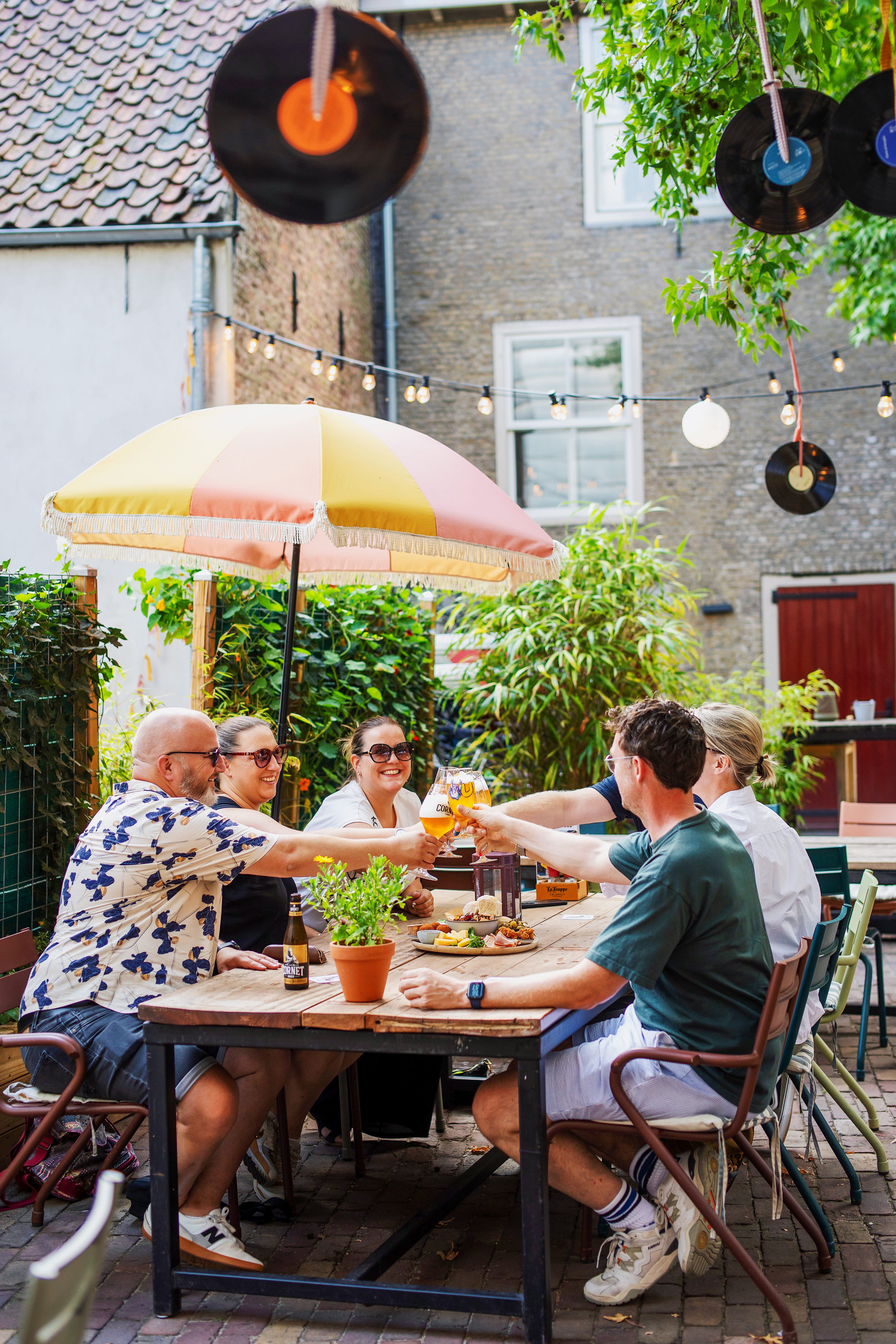 Stadsklooster eten drinken terras centrum Dordrecht najaar zomer (2)