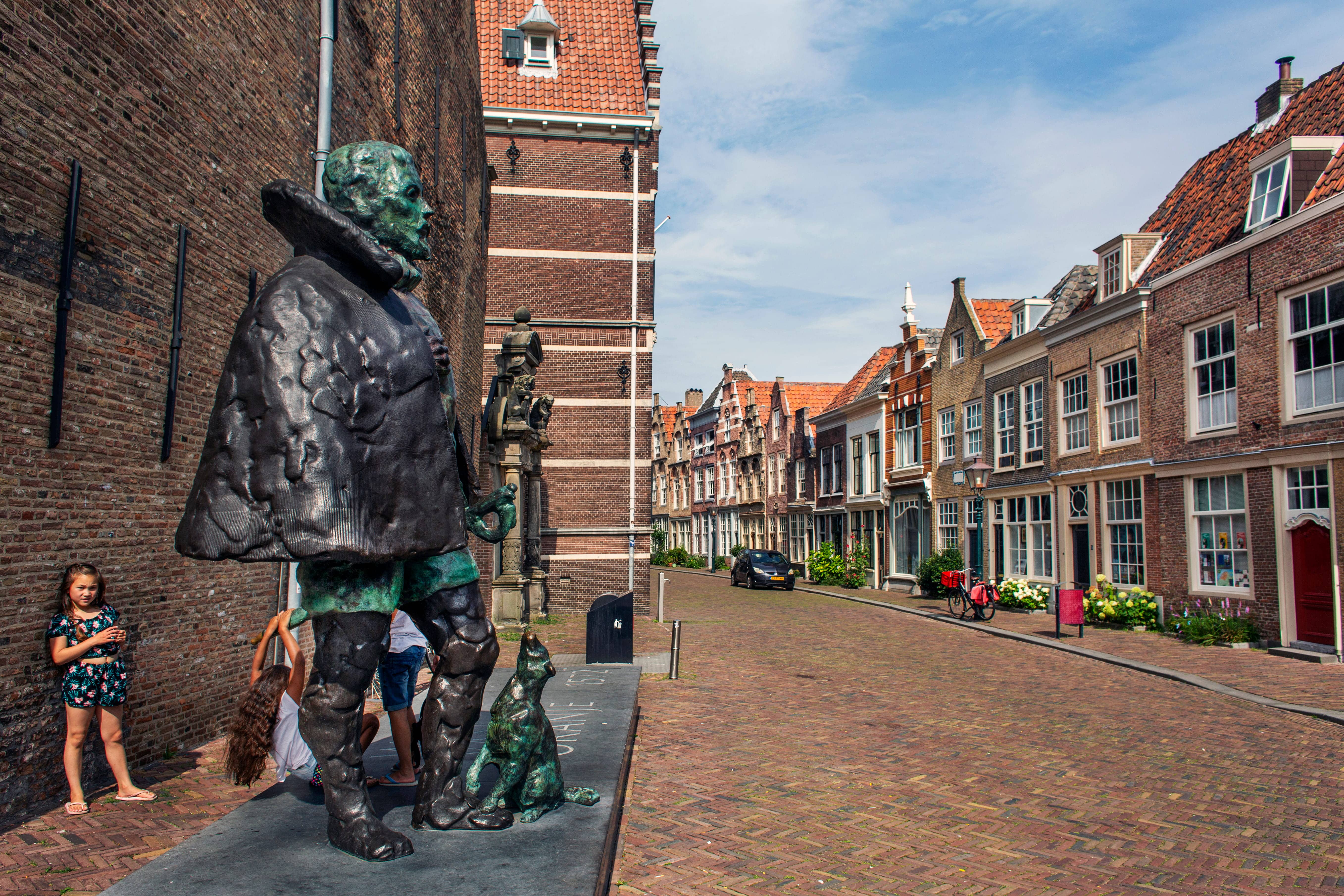 Standbeeld Willem van Oranje Hofstraat kids kinderen Dordrecht