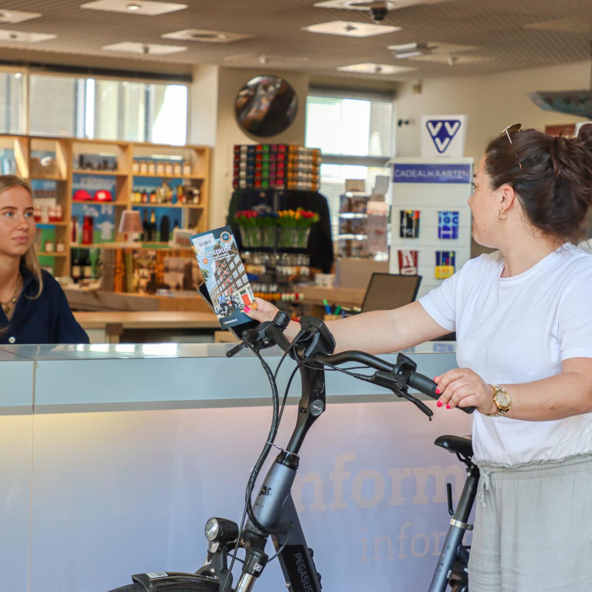 Bereikbaarheid QBuzz bus halte station OV DordrechtVVV Dordrecht winkelen fietsen fietsverhuur (25)