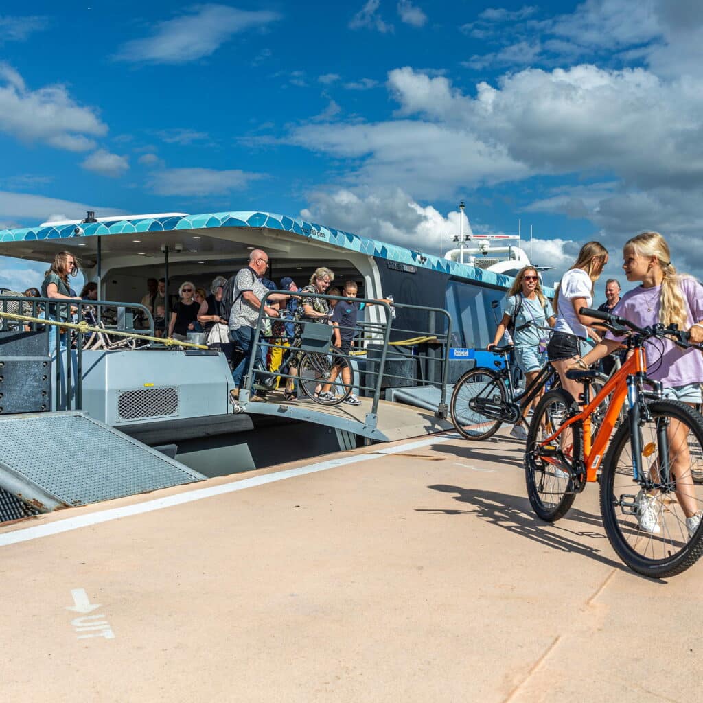 Waterbus bereikbaarheid vervoer fiets kids kinderen OV water centrum Dordrecht