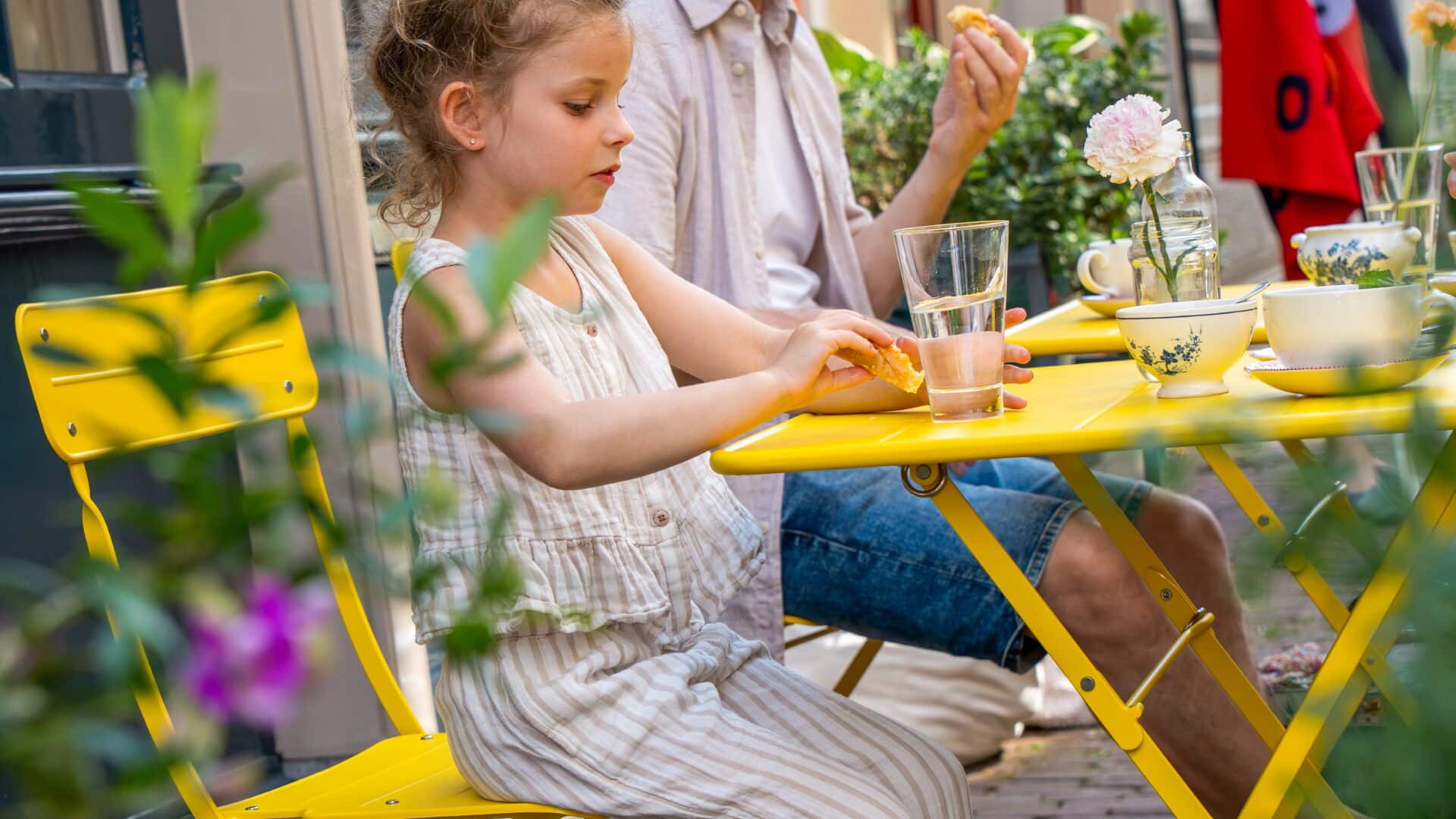 Gartine at Home terras eten drinken kids kinderen familie Vleeshouwerstraat zomer centrum Dordrecht (2)