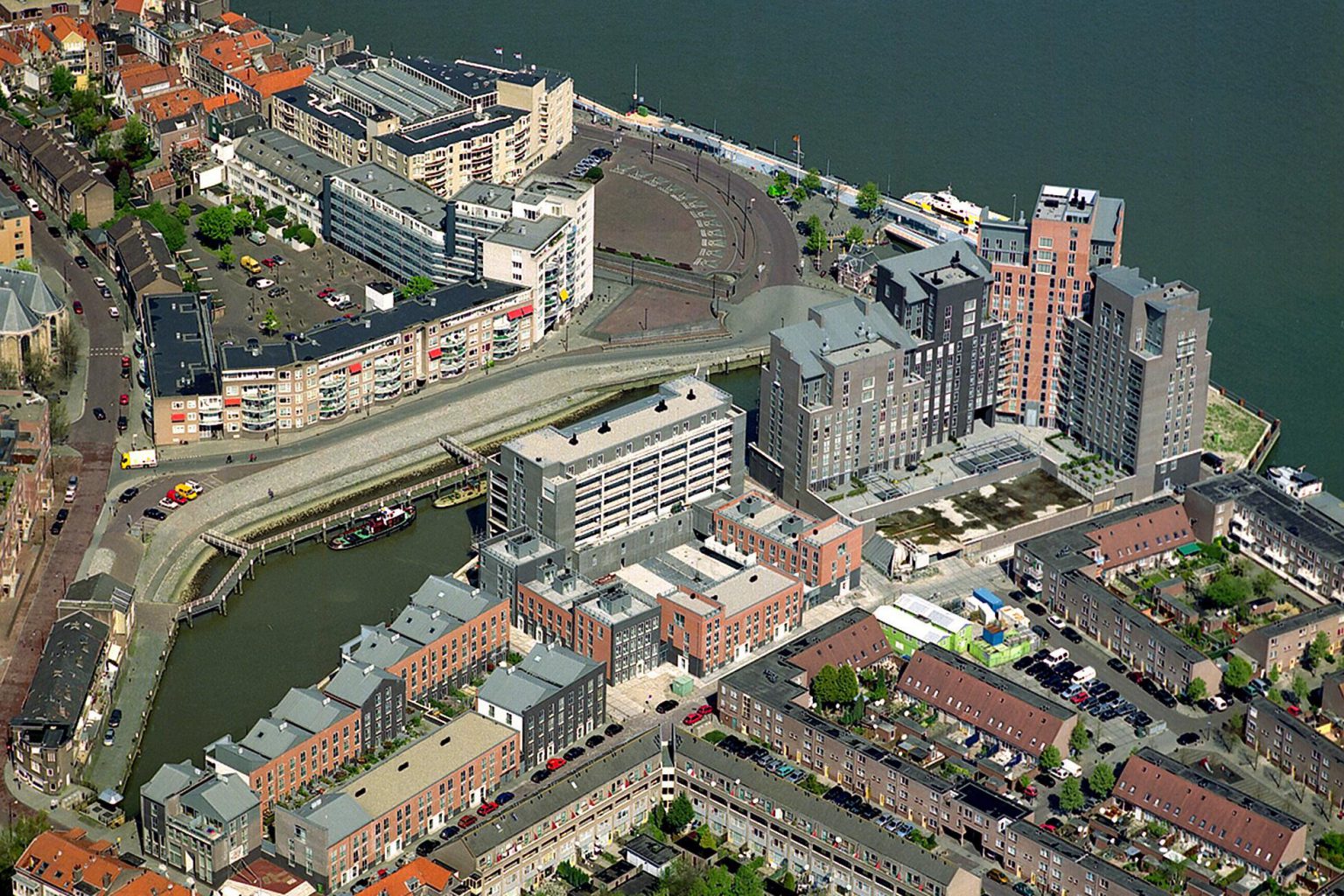 Parkeergarage Riedijkshaven In Dordrecht